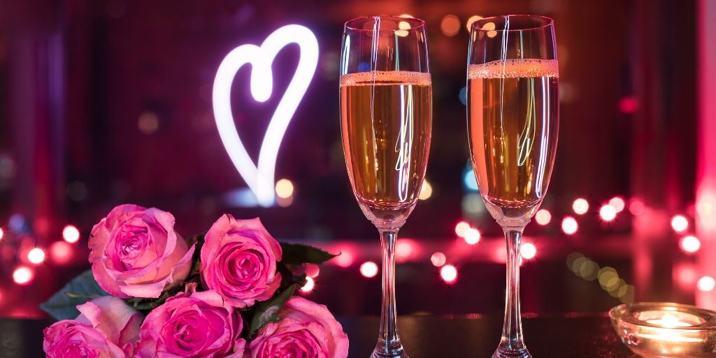 If you are new to Houston living we want to make sure you have the best Valentine's Day in Houston. These Houston restaurants are romantic and perfect for date night! 